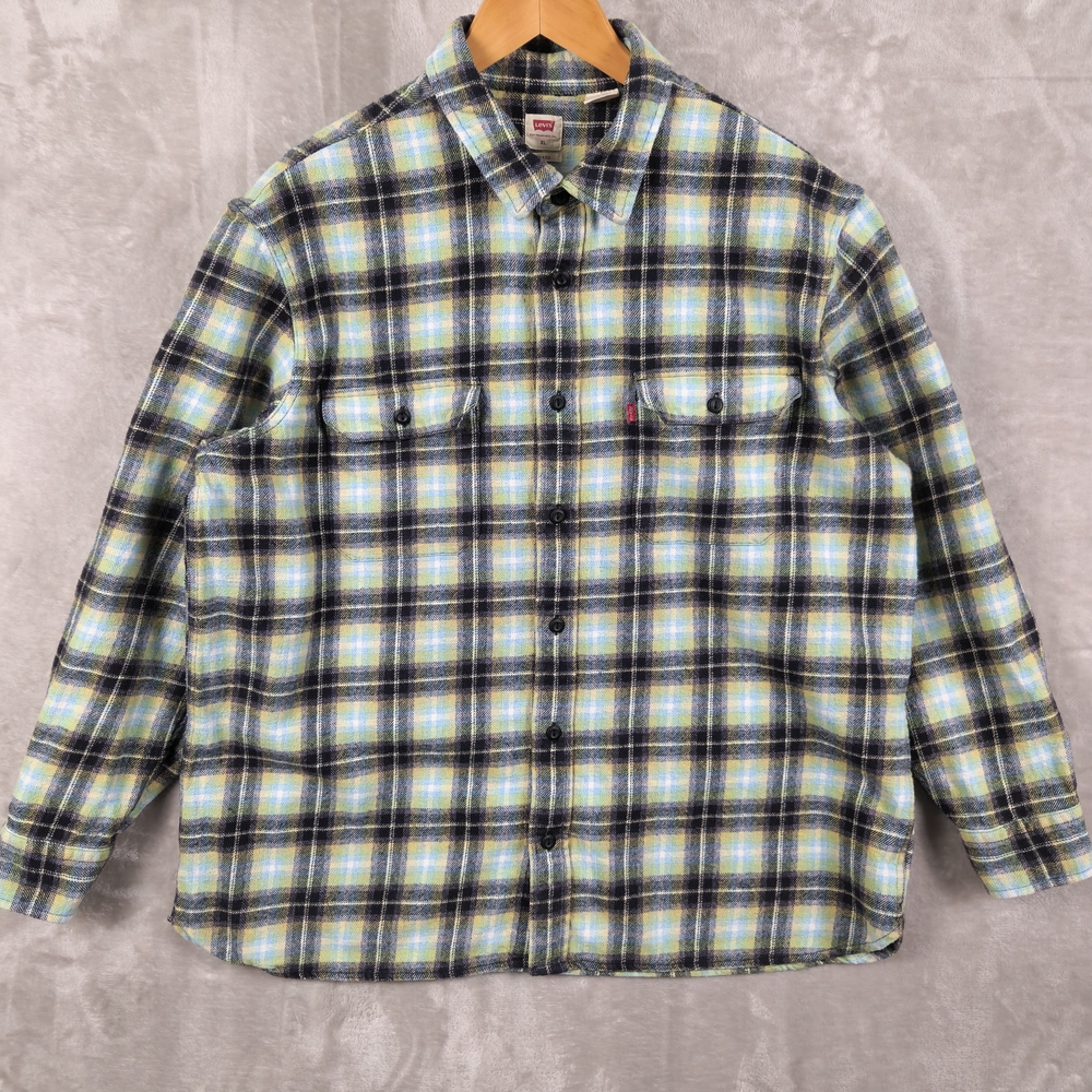 Levi's‎ Casual Plaid Shirt in Blue and Green
